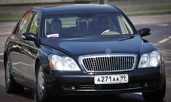 Налог на роскошь не заставит Жириновского отказаться от Maybach