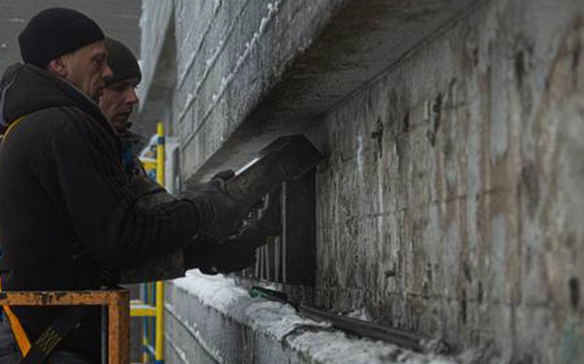 В музее в Киеве убрали надпись на русском «Их подвиги будут жить вечно»