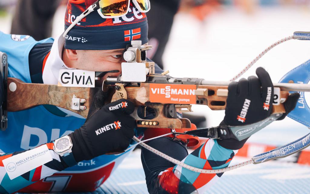 Норвежские биатлонисты выиграли десятую подряд эстафету на Кубке мира