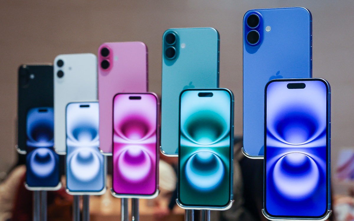 iPhone 16