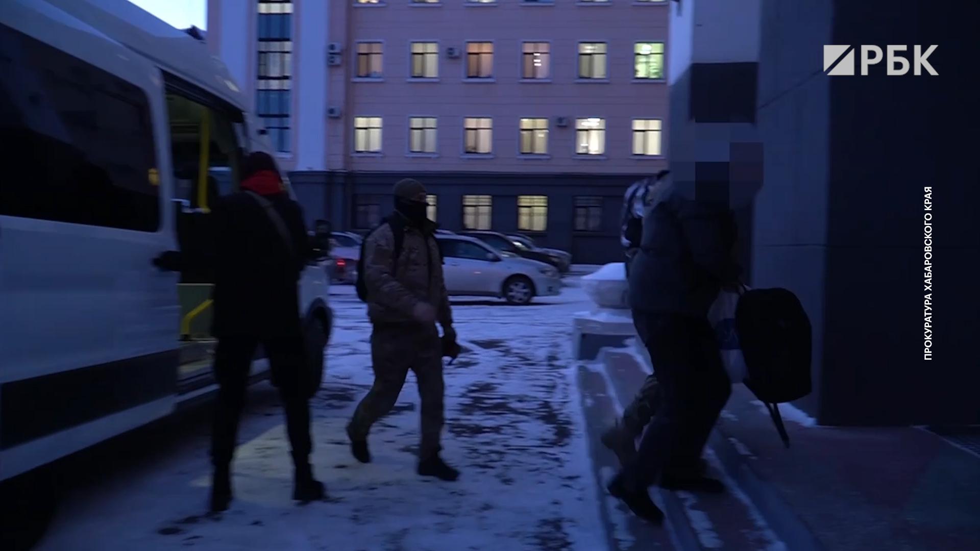 Хабаровчанина осудили на 15 лет за листовки на могилах военных