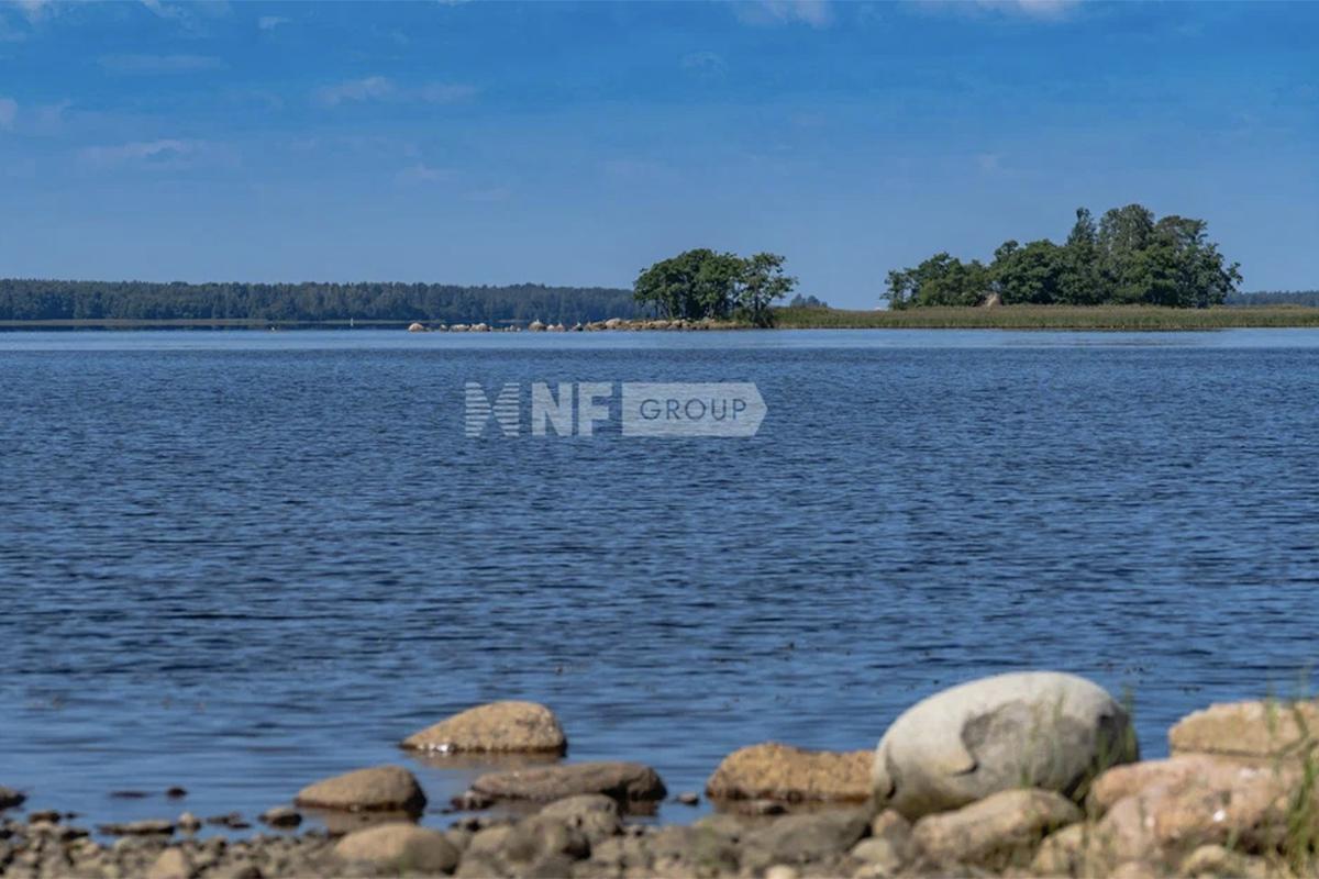 Как выглядят самые дорогие продающиеся в мегаполисах России дома