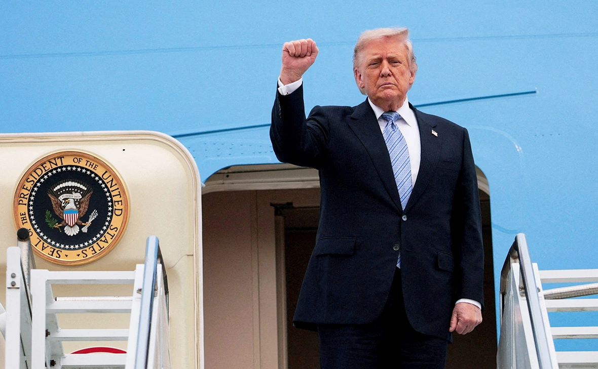 Evan Vucci / Reuters