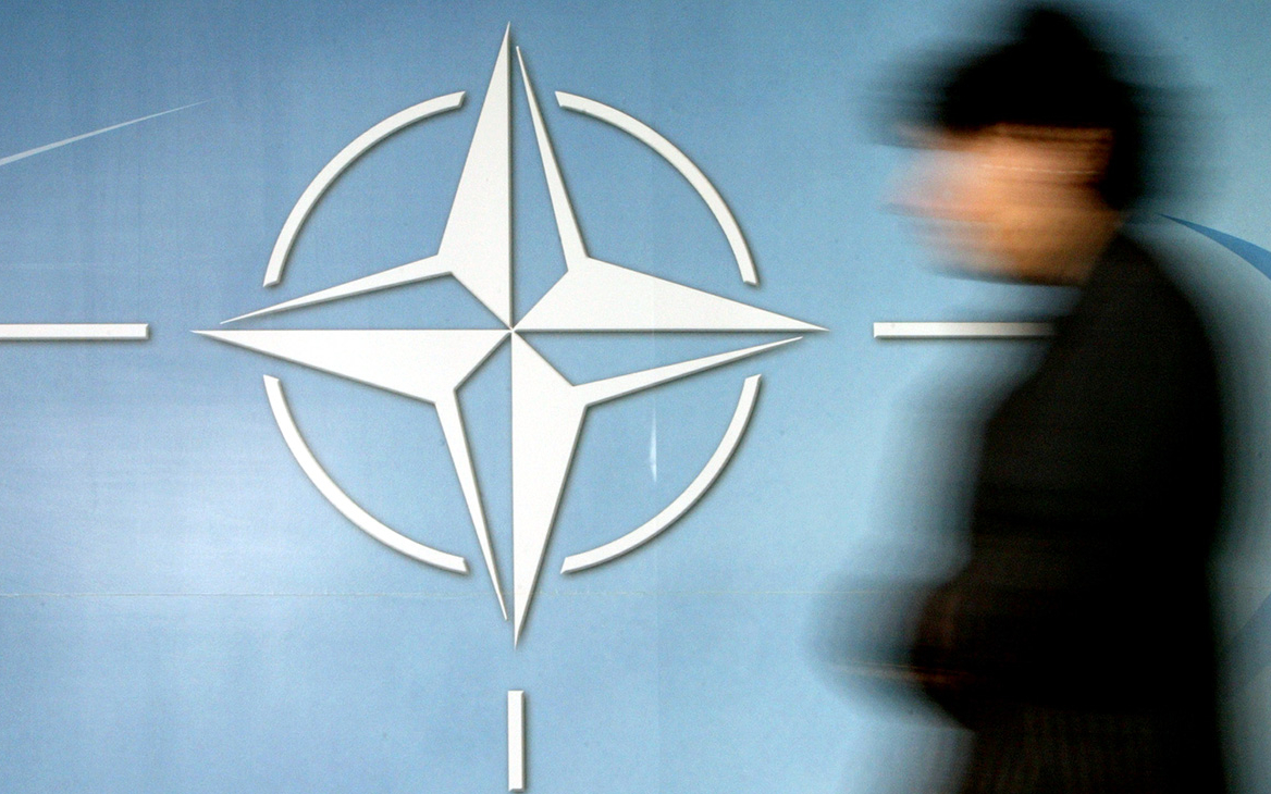 Правительство Швеции задекларировало отказ от членства в НАТО