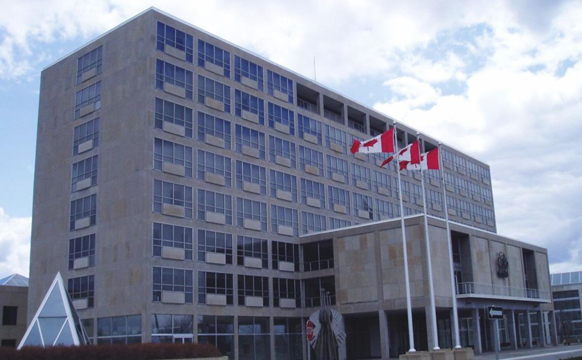Здание МИД Канады