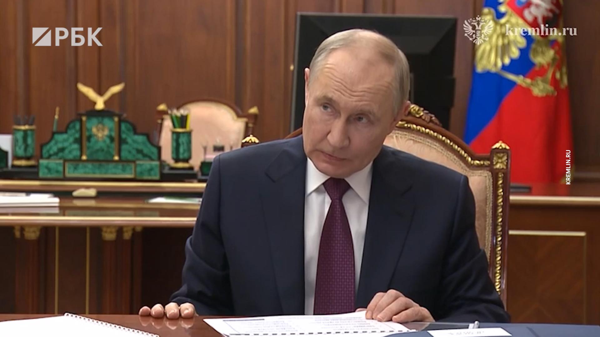 Путин обсудил с вице-премьером Григоренко борьбу с интернет-мошенниками