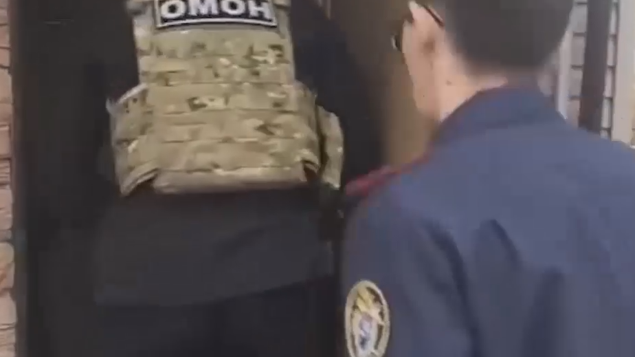 В Ханты-Мансийске задержали десять организаторов незаконной миграции