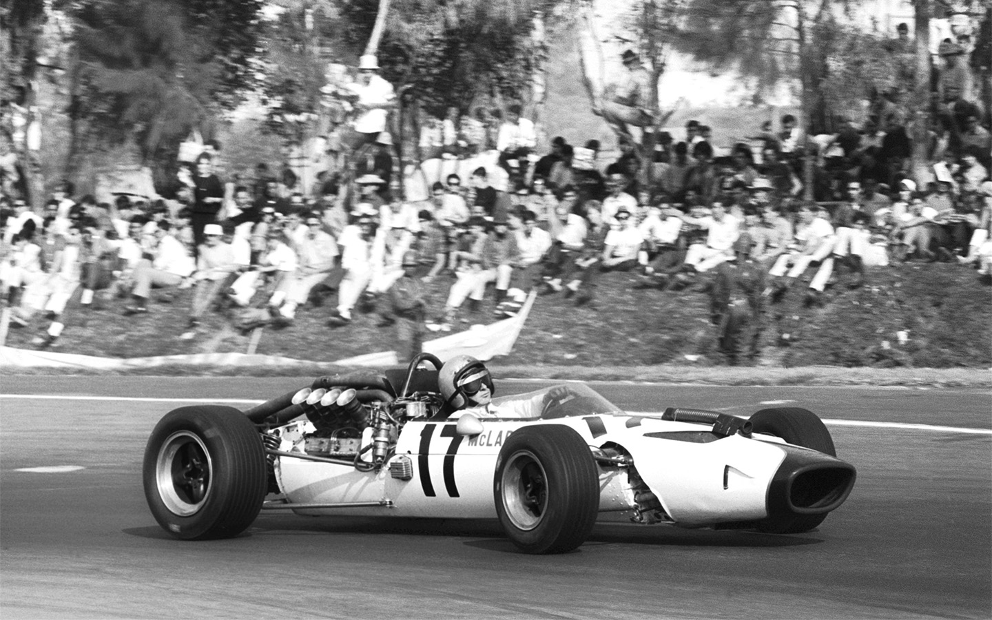 McLaren M2B остался в истории как первый формульный болид команды&nbsp;McLaren