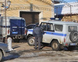 СК РФ установил сотрудника колонии, который способствовал побегу заключенного на вертолете