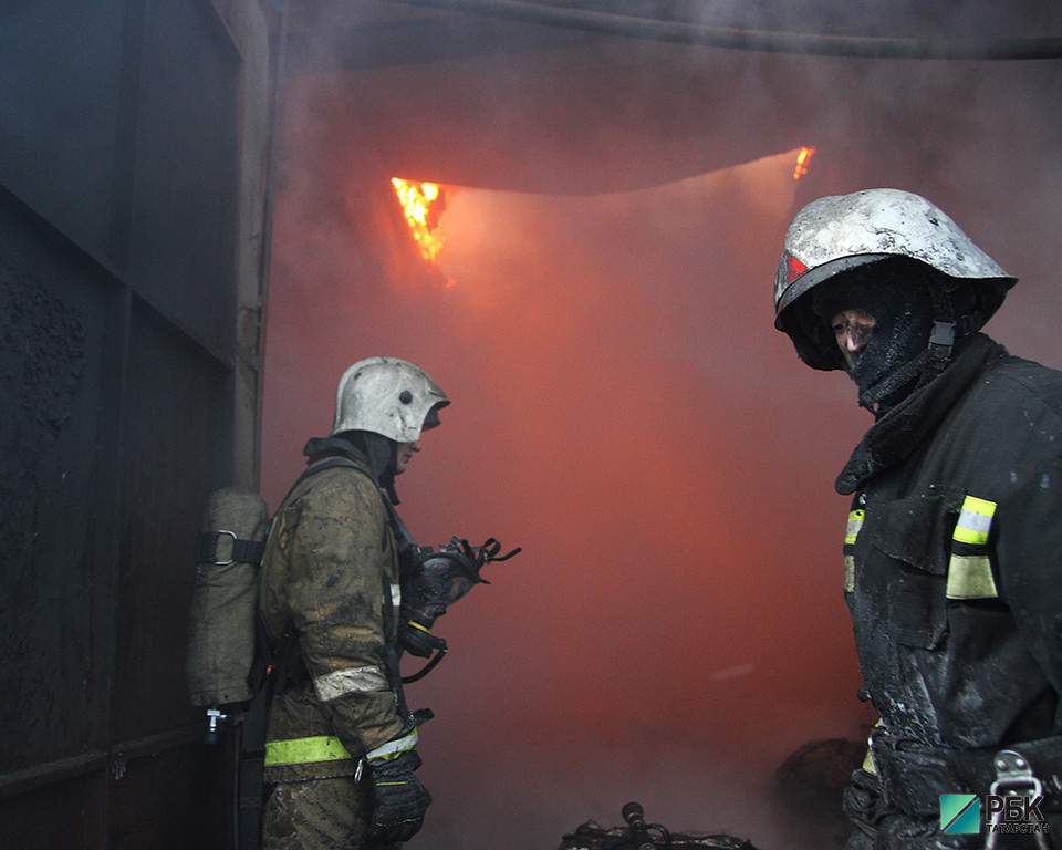 В Казани пожар на чулочной фабрике принес 10 млн.рублей ущерба