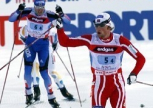 Российские лыжники выиграли "серебро" в эстафете