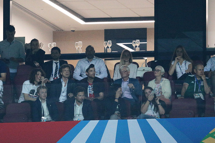 Среди зрителей матча был и музыкант, лидер Rolling Stones Мик Джаггер (второй слева во втором ряду). Ранее он посетил также другой полуфинальный матч между сборными Бельгии и Франции (игра прошла в Санкт-Петербурге и завершилась победой Франции со счетом 1:0)