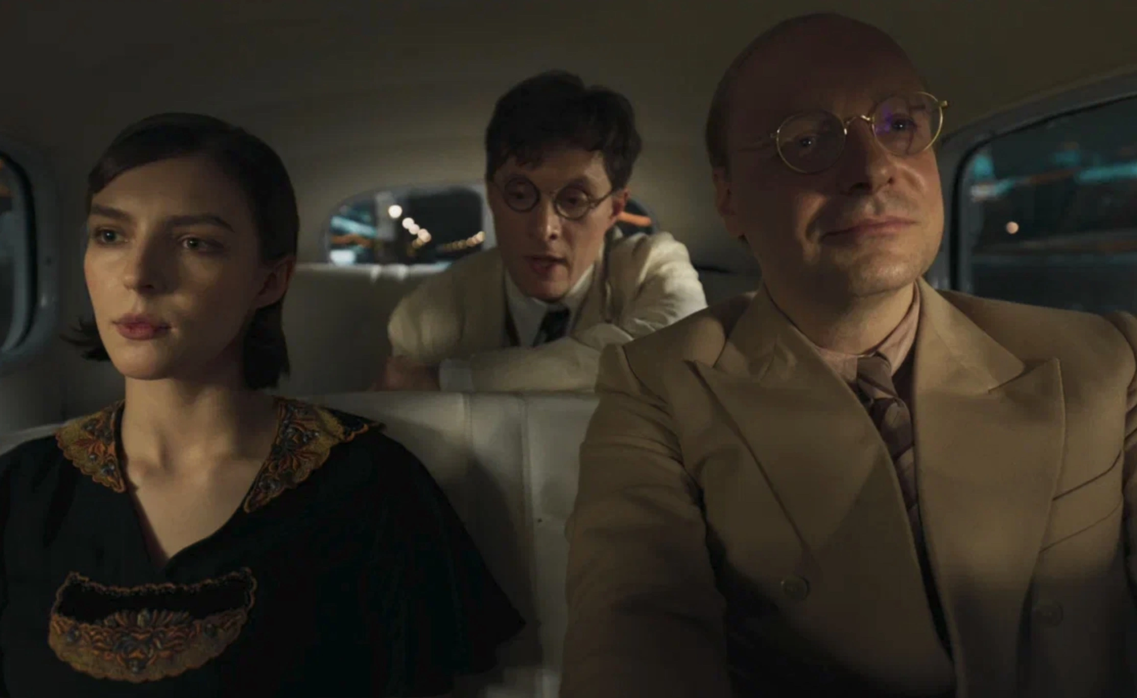 Полина Цыганова, Олег Савцов и Евгений Цыганов в фильме «Шум времени»
