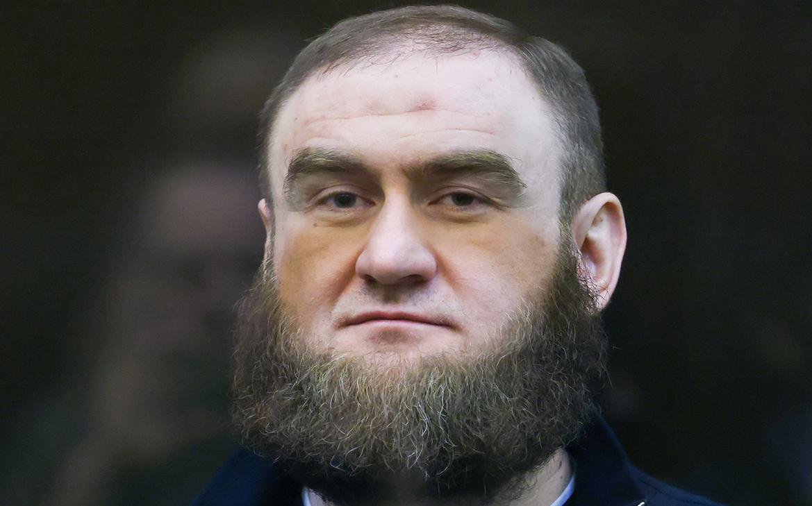 Арашукову добавили 10 лет к пожизненному сроку за дачу взятки в колонии