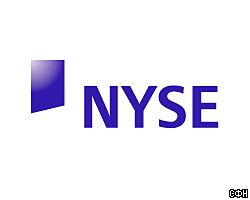 Торги на NYSE возобновятся под гимн США