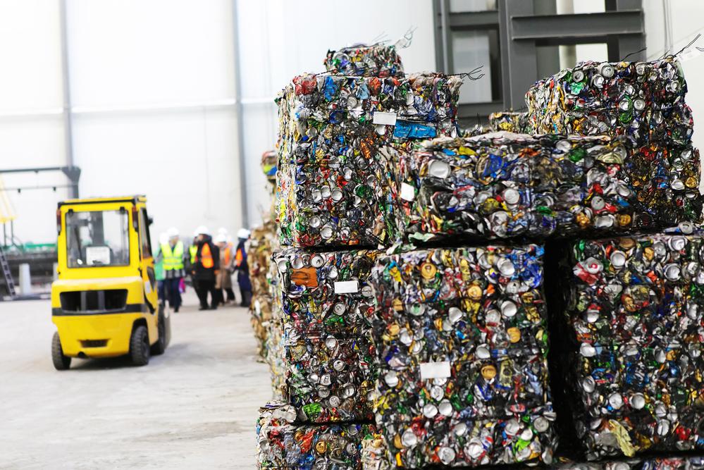 Ежегодный объем утилизации отходов в России составляет 2,7 млн тонн