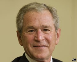 Джордж Буш попробовал себя в роли продавца-консультанта 