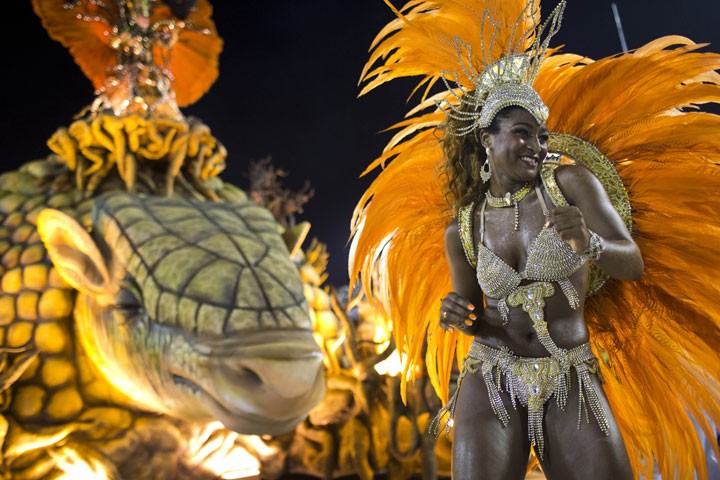 Завершается карнавал в Бразилии