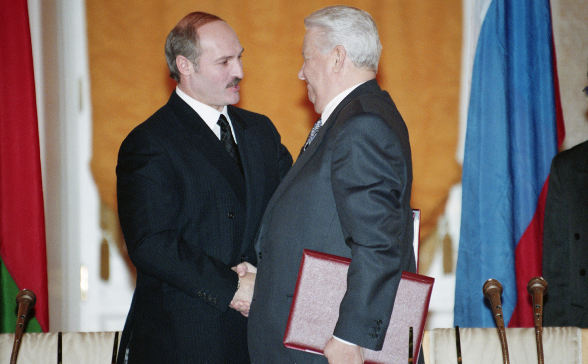 Александр Лукашенко и&nbsp;Борис Ельцин
