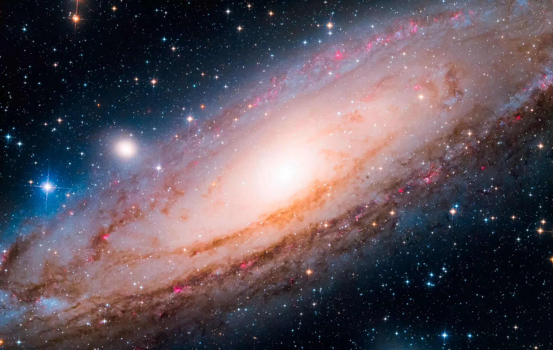 <p>Спиральная галактика Туманность Андромеды</p>