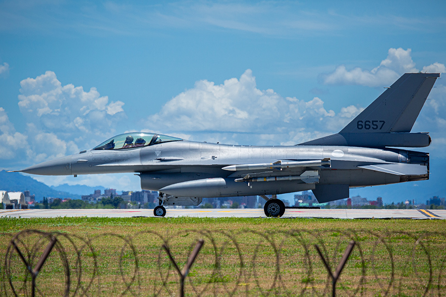 Многофункциональные истребители F-16 используют для ядерных миссий Бельгия и Нидерланды