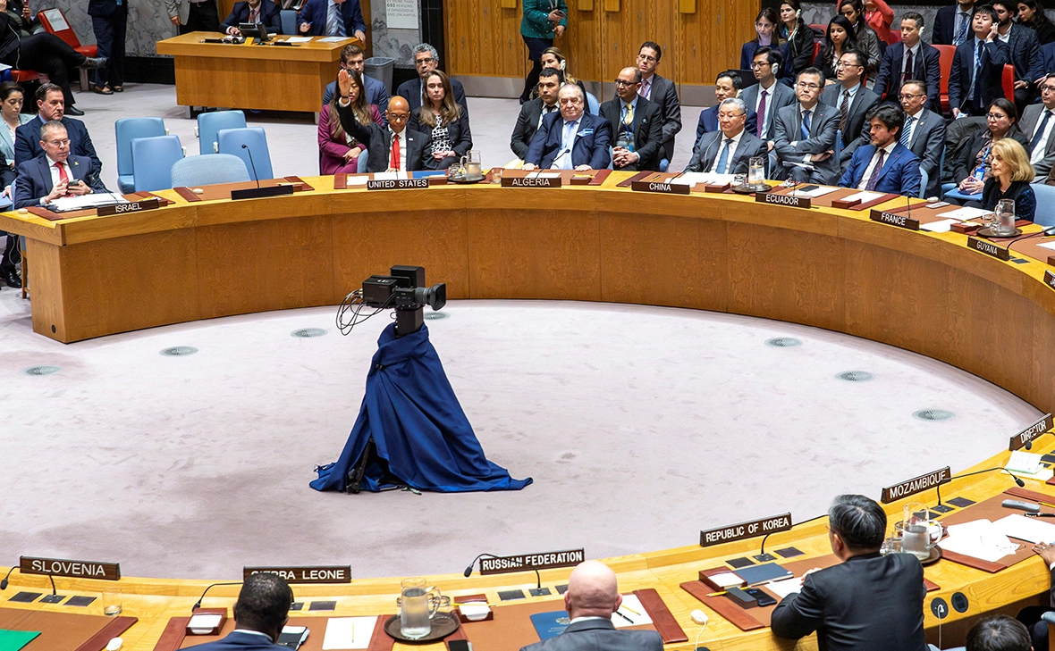 Eduardo Munoz / Reuters