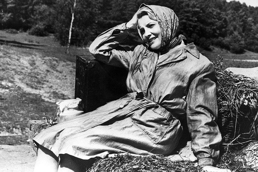 Татьяна Доронина в фильме &laquo;Три тополя на Плющихе&raquo; режиссера Татьяны Лиозновой, 1967 год