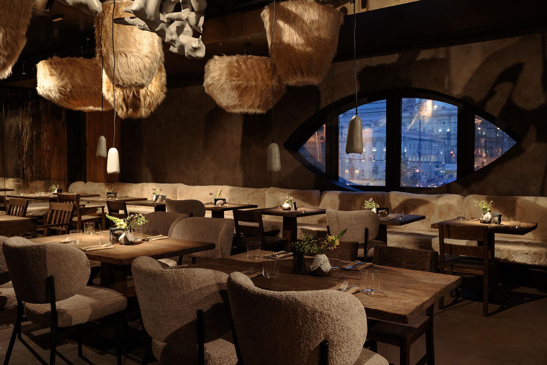 Интерьер ресторана &laquo;Manul&raquo;