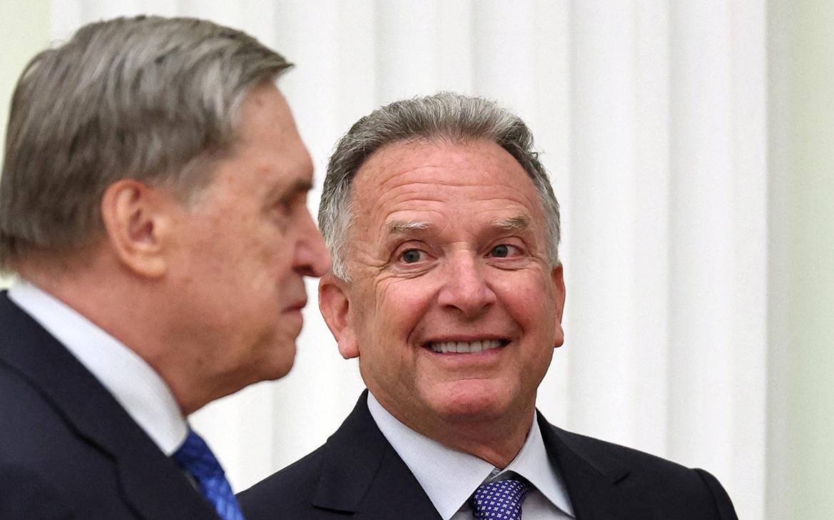 Ушаков пошутил в ожидании Путина перед переговорами с США