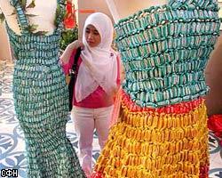 В Малайзии прошла выставка «сладких платьев»