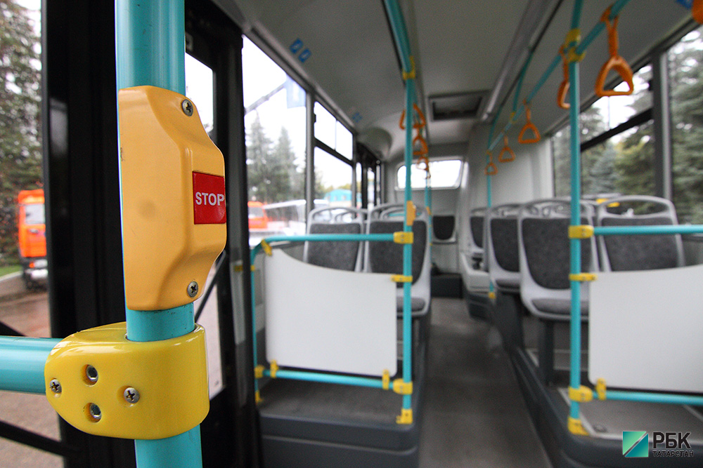 В Казани ввели масочный режим для работников общественного транспорта
