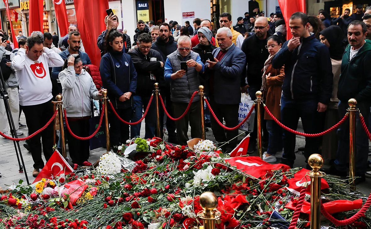 Dilara Senkaya / Reuters