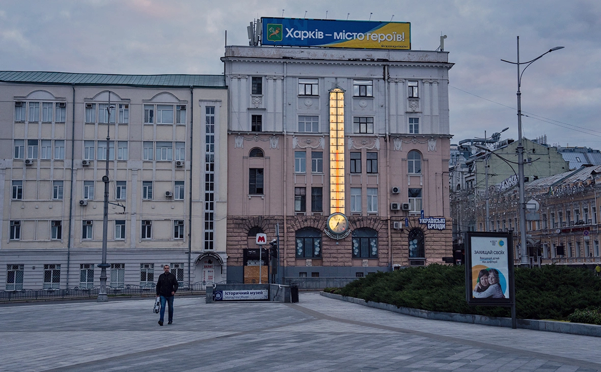 Carl Court / Getty Images
