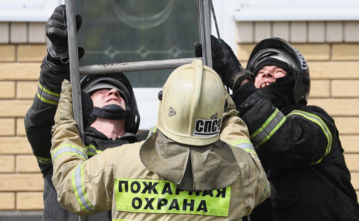 Гладков сообщил о пожаре в Никольском после отражения воздушной атаки