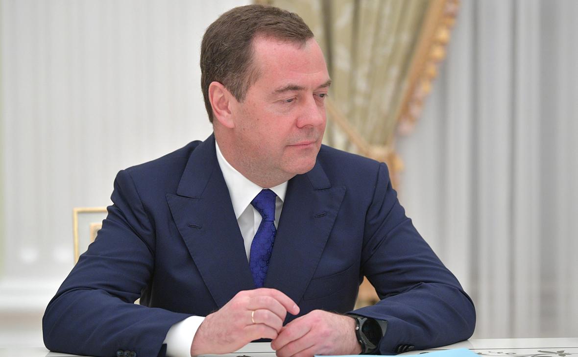 Дмитрий Медведев