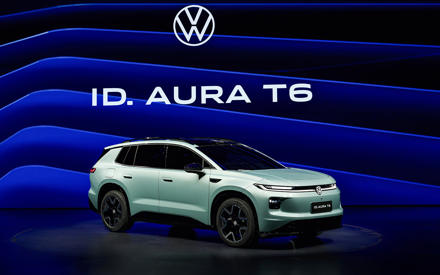 ID. Aura T6