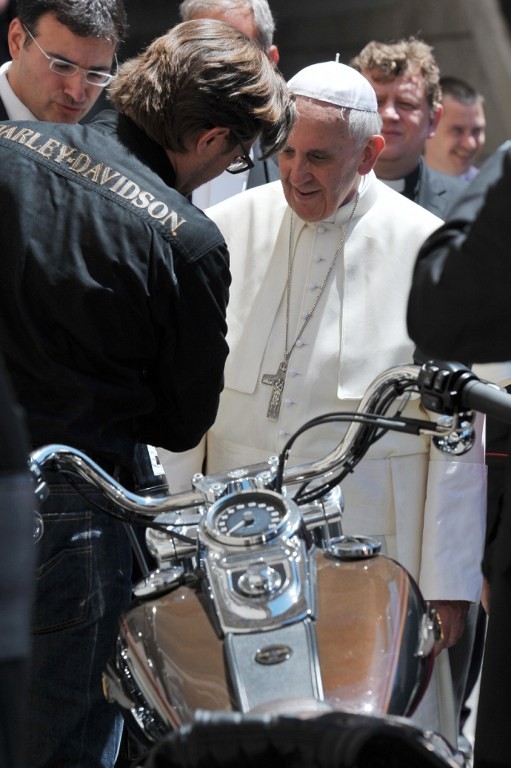 Папа Римский продаст свой Harley-Davidson на благотворительном аукционе