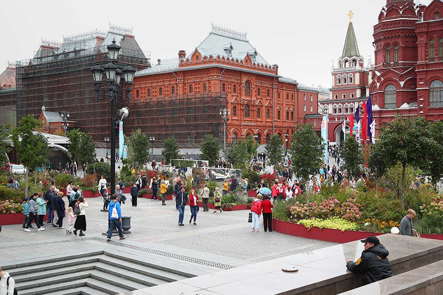Москву украсили ко Дню города