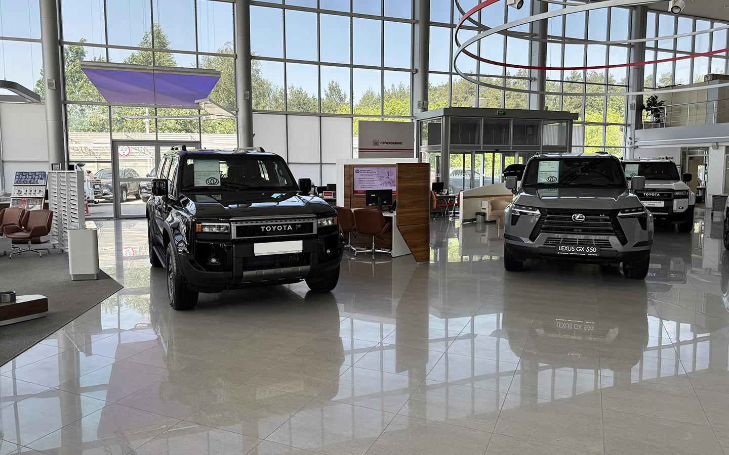 «Обогревы за доплату». Как мы покупали у дилера новую Toyota с гарантией