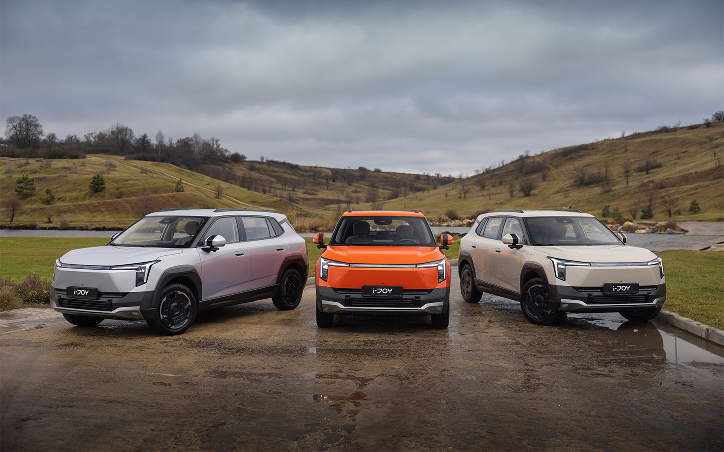 Новый Evolute i-Joy доступен в пяти различных цветах &mdash; песочном, оранжевом, зеленом, белом и серебристом

