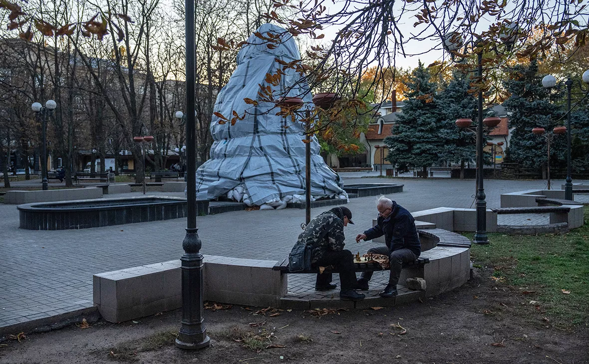 Carl Court / Getty Images