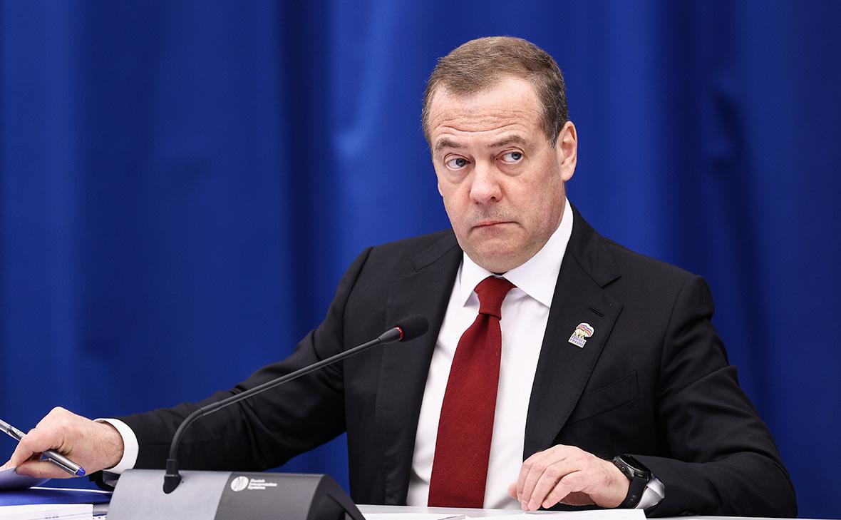Дмитрий Медведев
