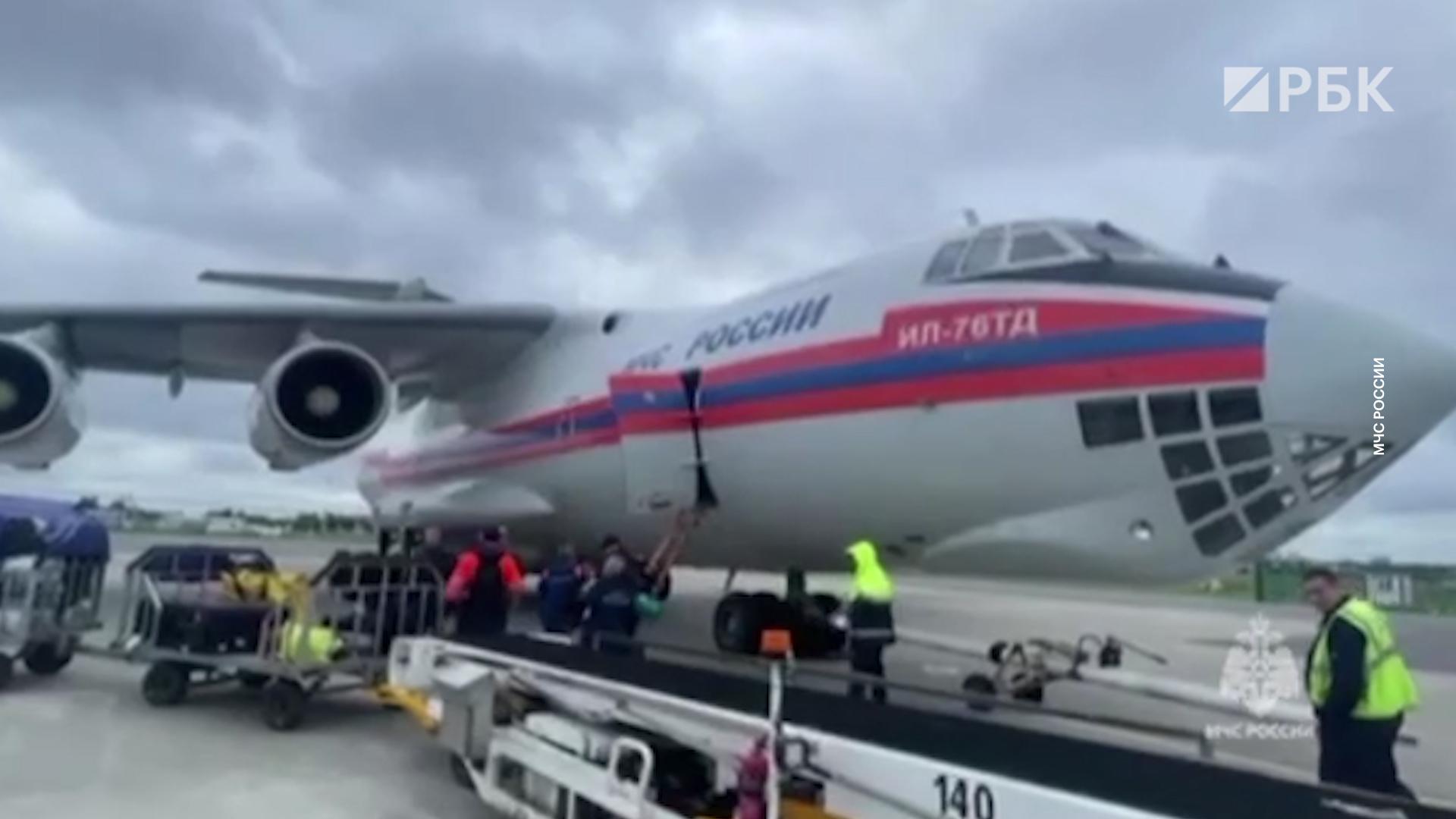 Борт МЧС вылетел в Ижевск за пострадавшими при атаке ВСУ