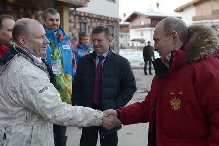 В.Путин проверяет олимпийские объекты в Сочи