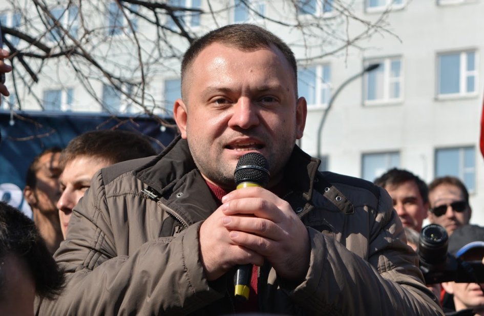 Руководитель штаба Навального в Новосибирске Сергей Бойко на митинге против коррупции 26 марта

&nbsp;