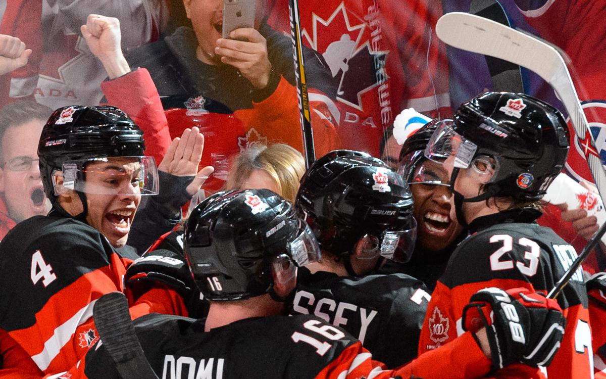 Отобранный у России МЧМ по хоккею лишился спонсоров в Канаде