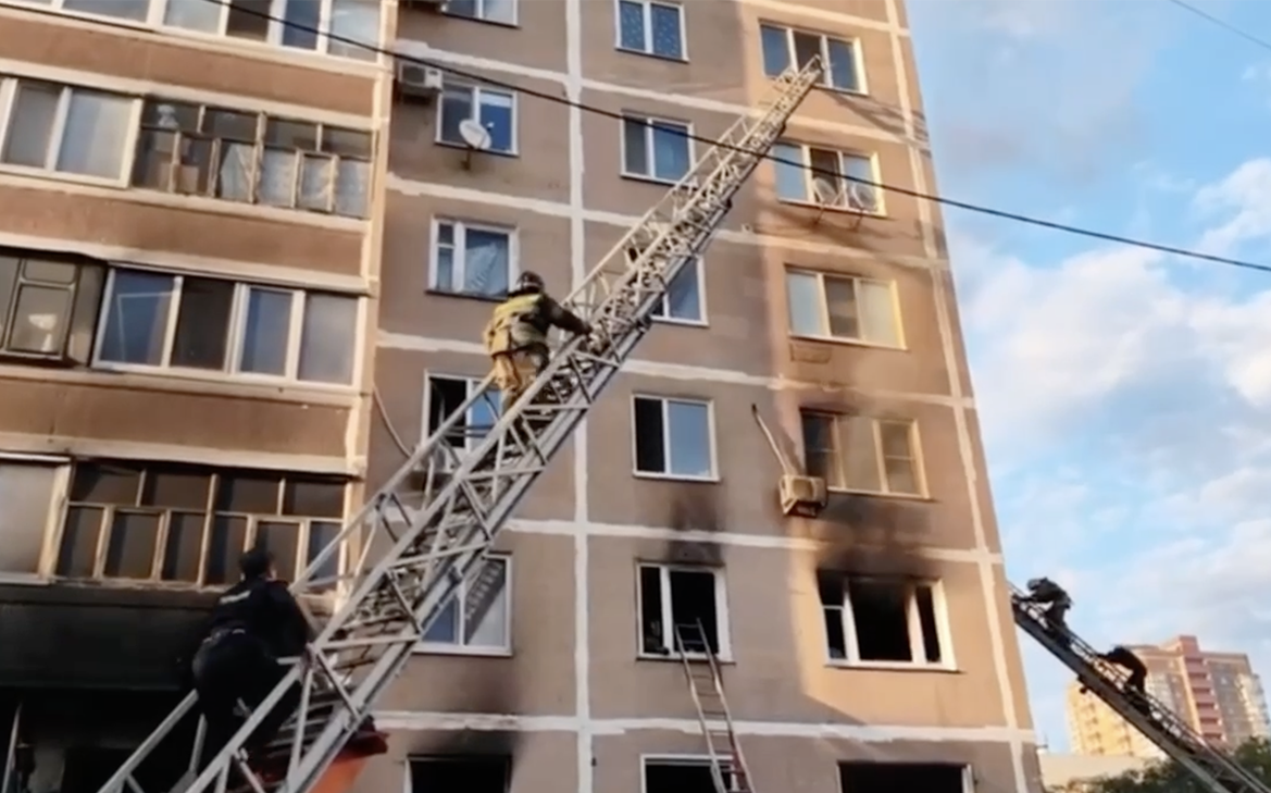 При пожаре в многоэтажке в Ульяновске погиб двухлетний ребенок