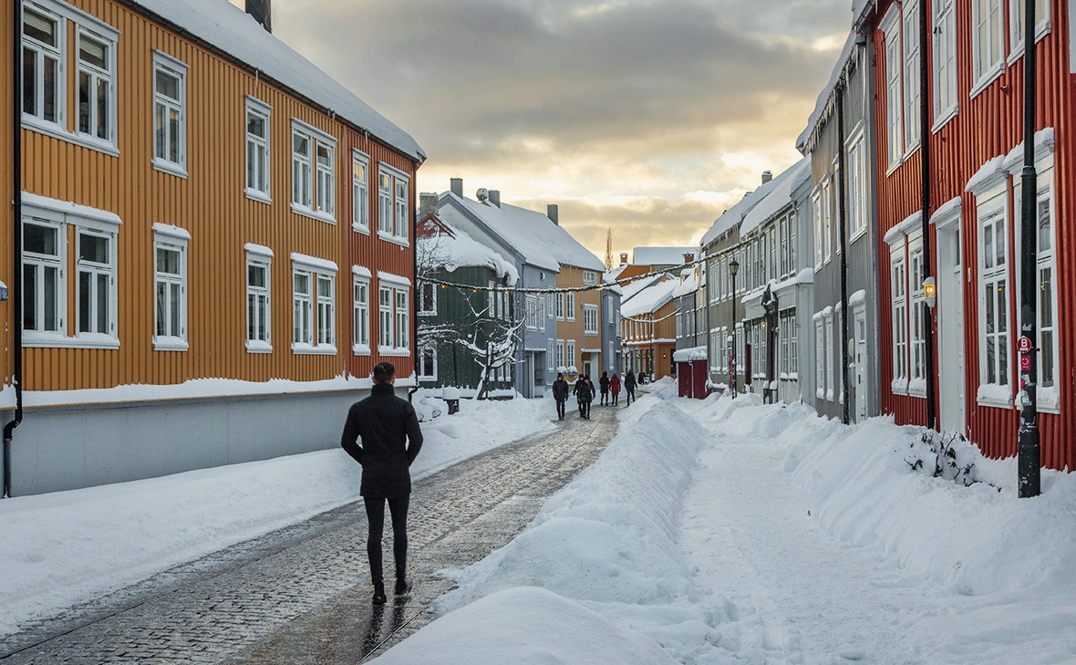 PhotoVisions / Shutterstock