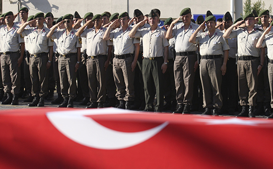 Офицеры турецкой полиции


