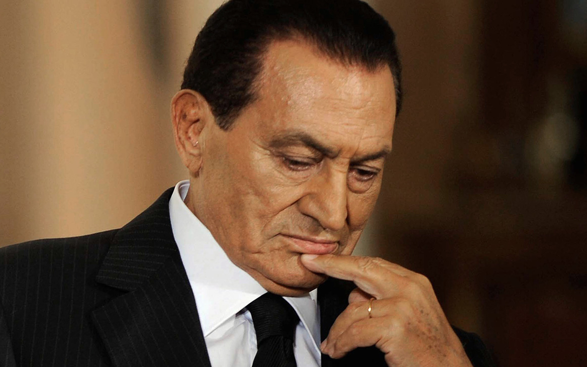 В Египте из-за смерти экс-президента Мубарака объявили трехдневный траур